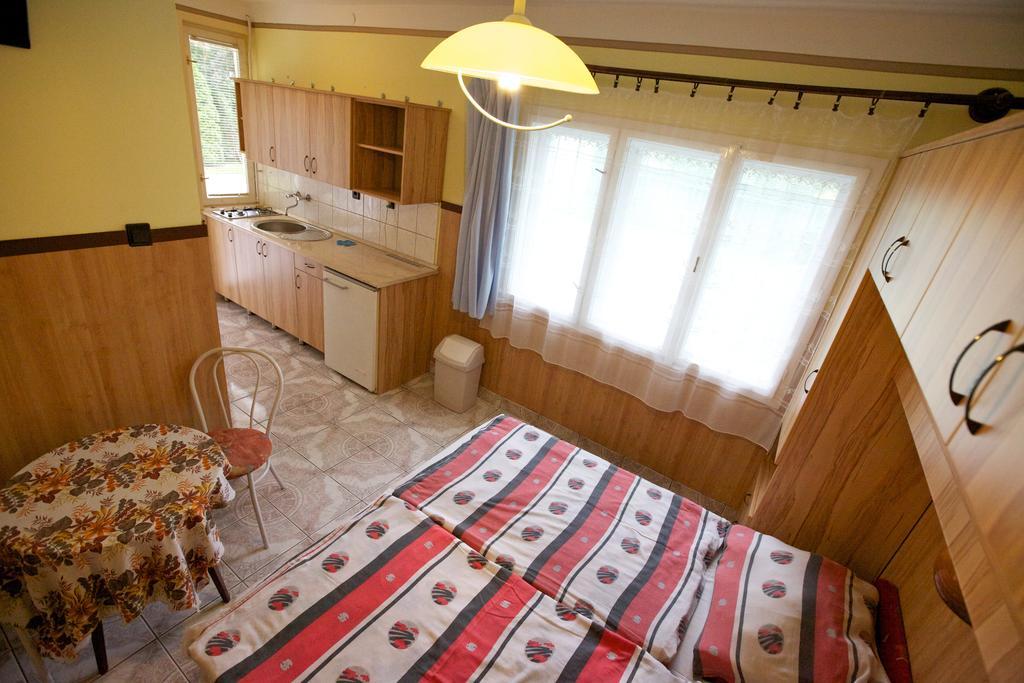 Ferenczi Apartament Hotel Hajdúszoboszló Zewnętrze zdjęcie